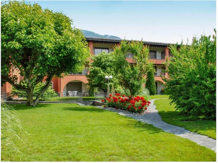 Ascona: Residenza Sabrina,app 2.5 locali e piscina Appartamento Esterno foto